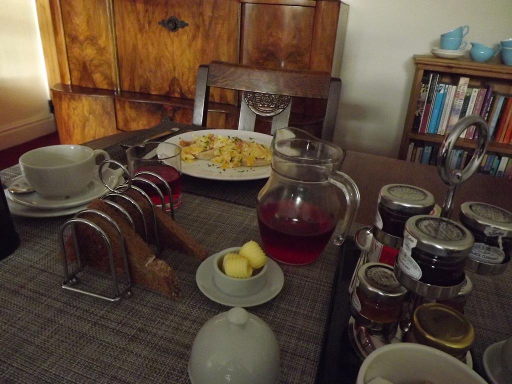 The Farmhouse Guesthouse Belford Extérieur photo