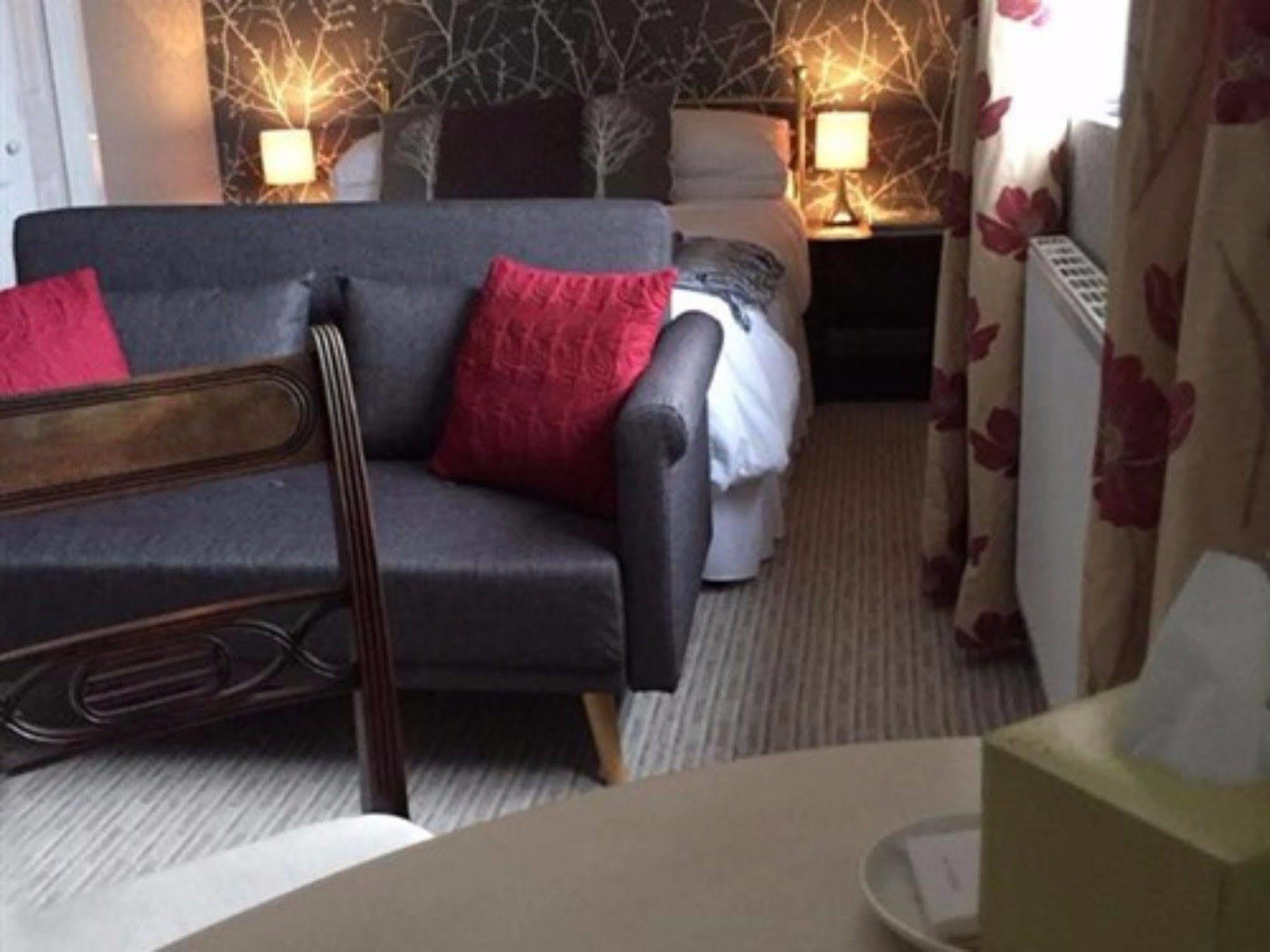 The Farmhouse Guesthouse Belford Extérieur photo